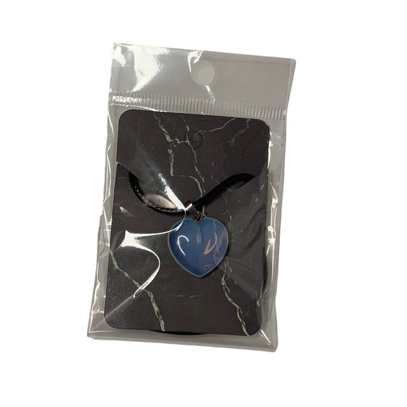 heart crystal necklace - Picture 4 of 6